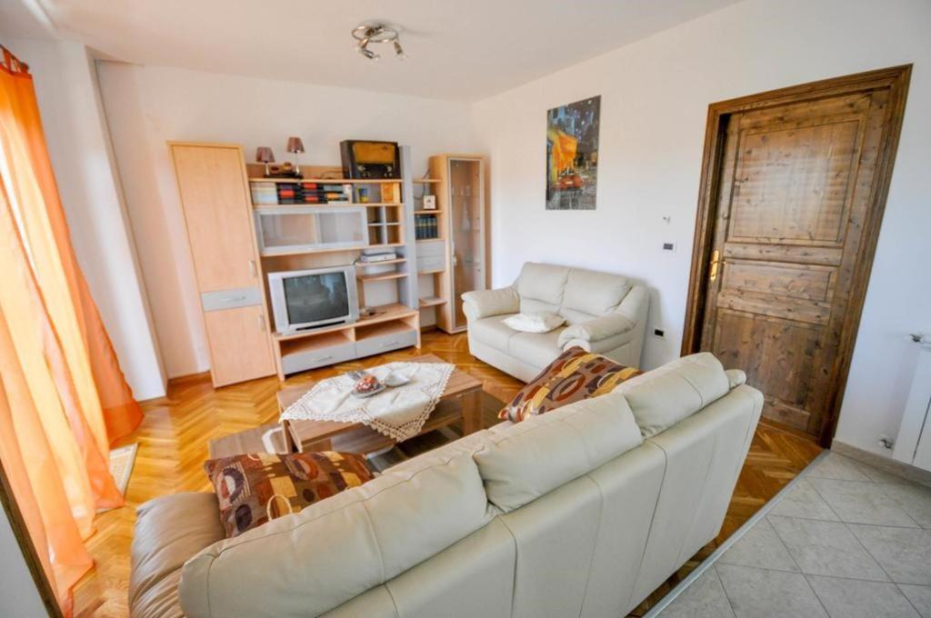 Angela Lägenhet Novigrad Istria Exteriör bild
